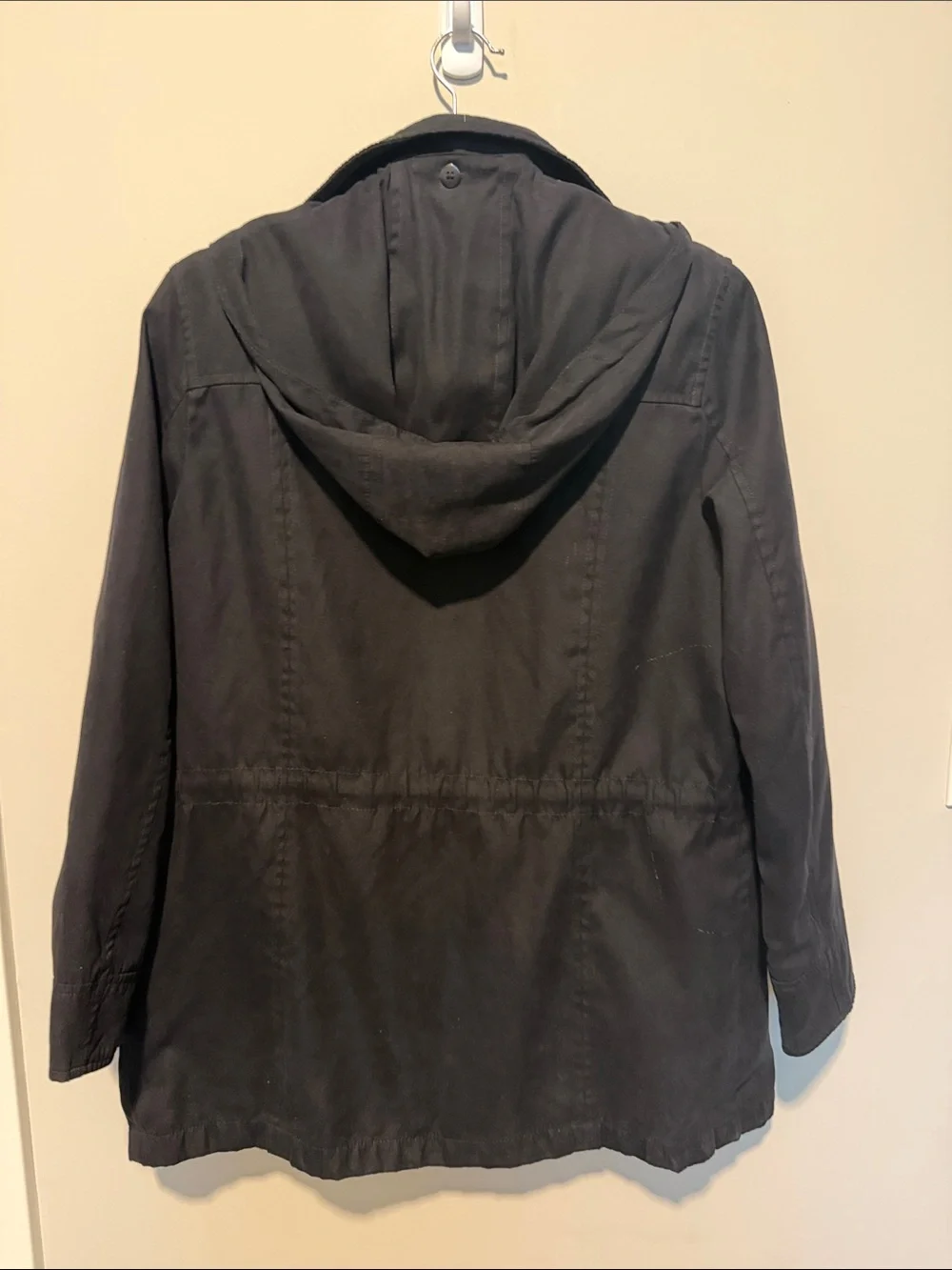 London Fog women’s Black Lightweight Hooded Jacket - small